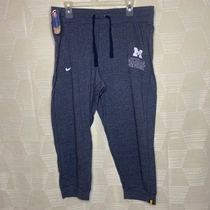 Nike wolverines Capri pants